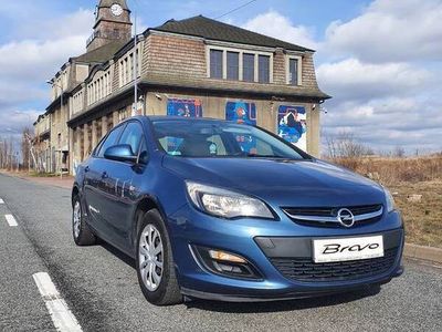 używany Opel Astra Sedan LPG Servis Aso przebieg tylko 85 tyś km