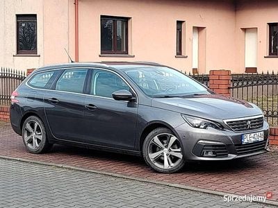 Używany Peugeot 308 SW 2019 Szary Kombi