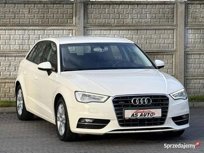 Biały Używany 2015 Audi A3 Sportback Hatchback | 52 900 zł (Uczciwa cena)