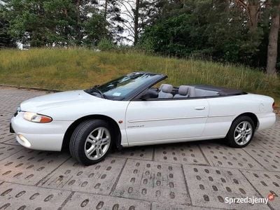 Używany Chrysler Stratus 1997 Biały Kabriolet