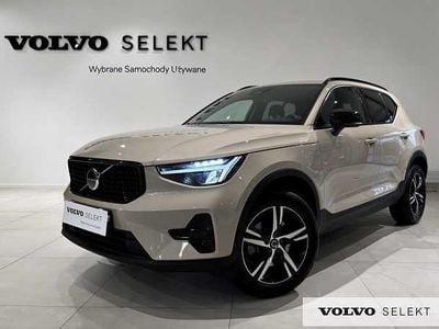 Beżowy Używany 2025 Volvo XC40 SUV | 189 900 zł (Drogi)