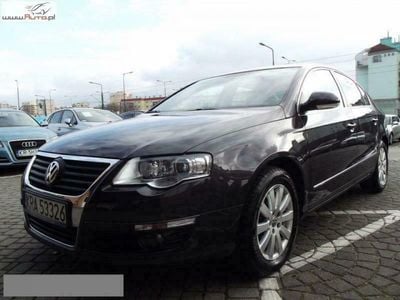 Używany VW Passat 55 KM (40 kW) 2010 Szary Sedan/Limuzyna
