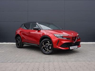 Lakier specjalny czerwony z czarnym dachem brera Nowe 2025 Alfa Romeo Junior SUV | 142 025 zł