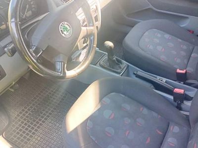 Niebieski Używany 2002 Skoda Fabia Hatchback | 7000 zł (Drogi)