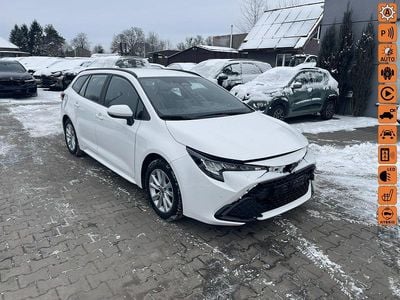 Używany Toyota Corolla 140 KM (102 kW) 2025 Biały Kombi