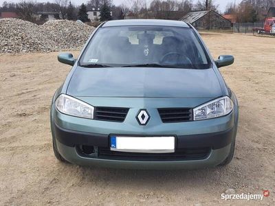 używany Renault Mégane II Megane II 1.4 benzyna Salon PL 5drzwi 98KM 2003r Kli1.4 benzyna Salon PL 5drzwi 98KM 2003r Kli