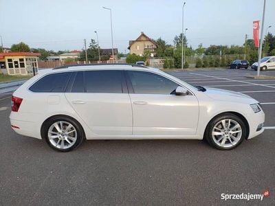 Biały Używany 2018 Skoda Octavia Sedan/Limuzyna | 44 900 zł (Super Cena)