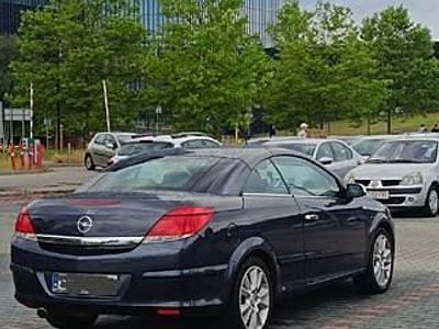 Używany 2006 Opel Astra Kabriolet | 13 350 zł (Dość drogi)
