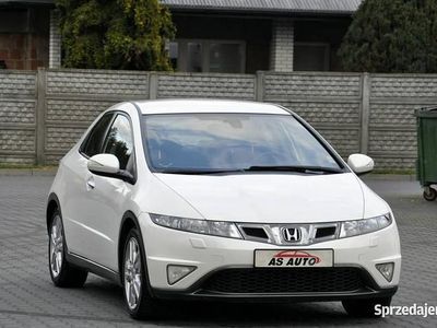 Biały Używany 2010 Honda Civic Sport Hatchback | 27 500 zł (Dość drogi)
