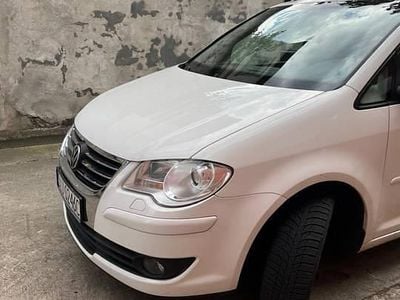 Biały Używany 2008 VW Touran Minivan | 15 500 zł