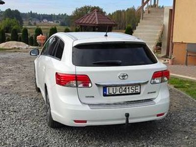 Biały Używany 2013 Toyota Avensis T2 Kombi | 44 500 zł (Dość drogi)