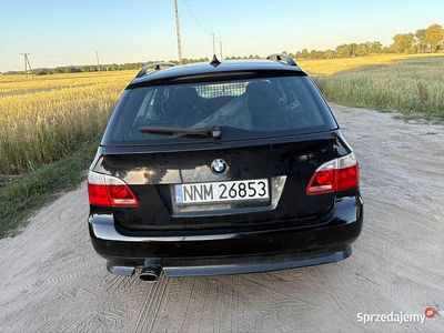 Czarny Używany 2009 BMW 520 Kombi | 5400 zł