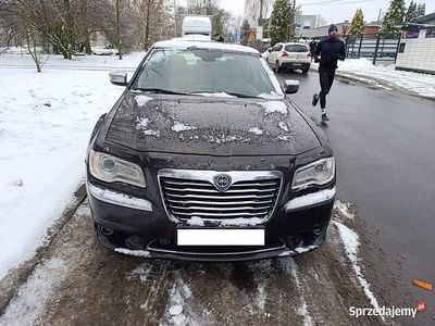 Używany Lancia Thema 2011 Czarny Sedan/Limuzyna