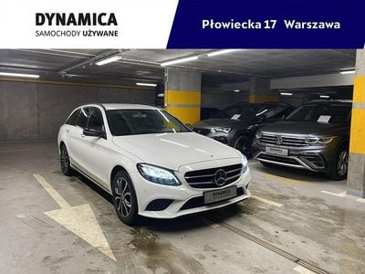 Biały Używany 2019 Mercedes C180 Kombi | 79 900 zł (Uczciwa cena)