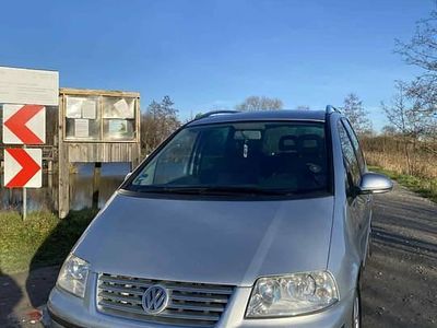 Używany 2005 VW Sharan Minivan | 15 900 zł