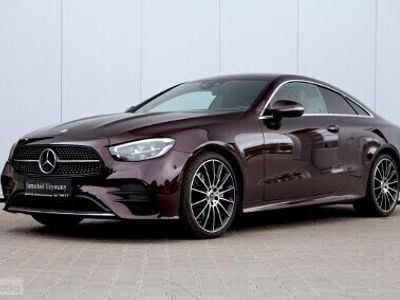Czerwony Używany 2022 Mercedes E350 AMG line Coupe | 239 900 zł