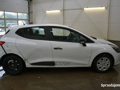 Biały Używany 2015 Renault Clio IV Hatchback | 13 500 zł