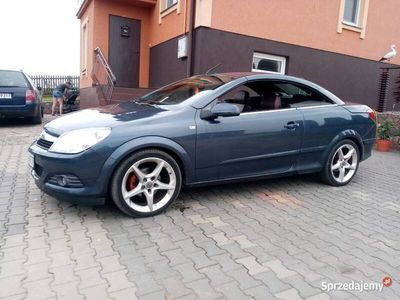 używany Opel Astra Cabriolet Twin Top Cosmo