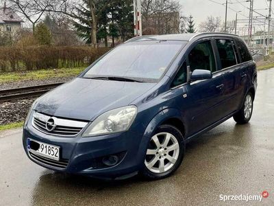 używany Opel Zafira 