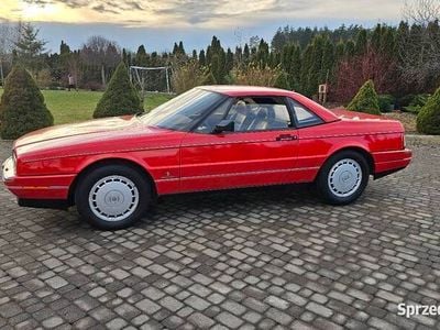 Używany Cadillac Allante 1991 Czerwony Kabriolet