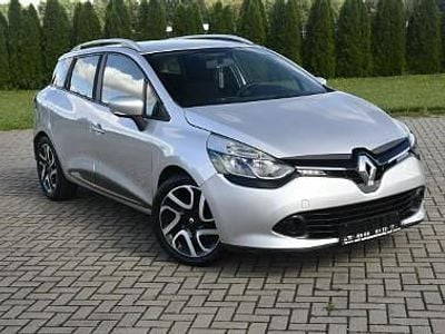 używany Renault Clio GrandTour 1.5dm 90KM 2015r. 230 000km