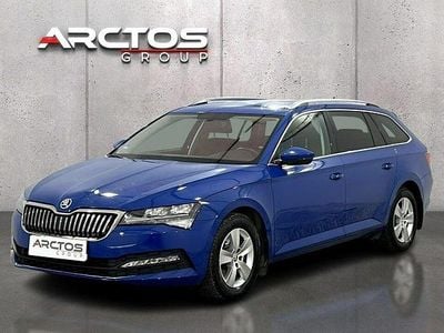 Używany Skoda Superb Ambition 200 KM (147 kW) 2023 Niebieski Kombi