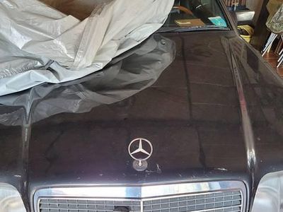 Używany Mercedes E300 1989