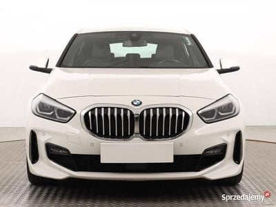 Biały Używany 2020 BMW 118 Hatchback | 91 999 zł (Dość drogi)
