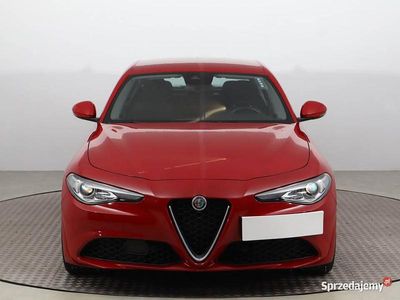 Używany Alfa Romeo Giulia 280 KM (205 kW) 2020 Czerwony Sedan/Limuzyna