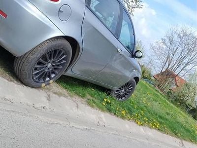 Używany 2005 Alfa Romeo 147 Hatchback | 6300 zł (Dość drogi)