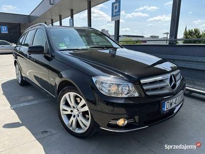 Mercedes C180