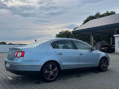 Używany 2005 VW Passat | 10 800 zł (Dość drogi)