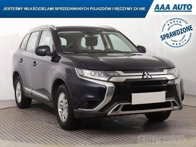 Używany Mitsubishi Outlander 150 KM (110 kW) 2019 Błękitny SUV