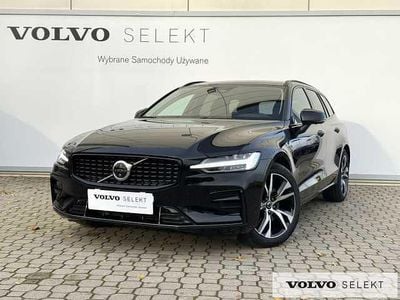 Używany Volvo V60 197 KM (144 kW) 2025 Czarny Kombi