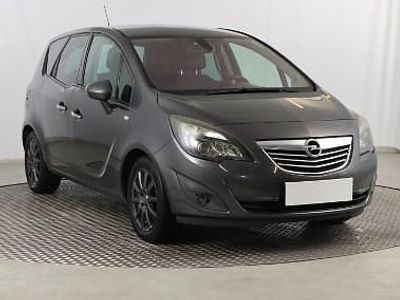 Szary Używany 2010 Opel Meriva Minivan | 18 999 zł (Uczciwa cena)