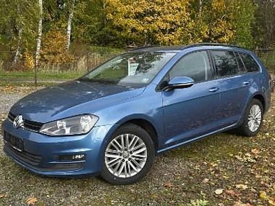 Niebieski Używany 2014 VW Golf VII Kombi | 33 900 zł (Uczciwa cena)