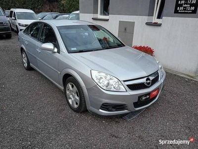 Używany Opel Vectra 140 KM (102 kW) 2006 Srebrny Hatchback
