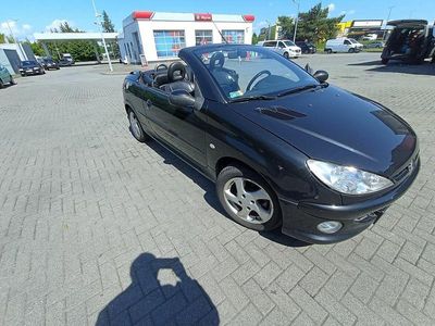 Używany Peugeot 206 CC 2003 Czarny Kabriolet