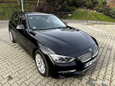 Używany BMW 318 Comfort Edition 143 KM (105 kW) 2013 Czarny Kombi