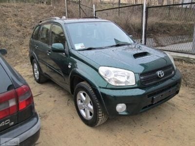 Zielony Używany 2004 Toyota RAV4 SUV | 17 900 zł