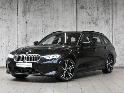 Czarny szafir metalizowany Używany 2024 BMW 330 Shadowline Kombi | 194 700 zł (Dość drogi)