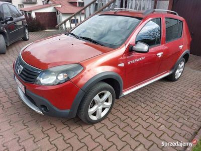 używany Dacia Sandero Sandero Stepway 1.6 benzynaStepway 1.6 benzyna