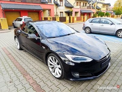 Używany Tesla Model S 119 kW (163 KM) 2016 Czarny Hatchback