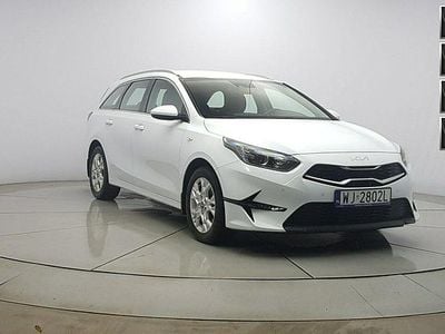 Biały Używany 2022 Kia Ceed Hatchback | 68 850 zł (Uczciwa cena)