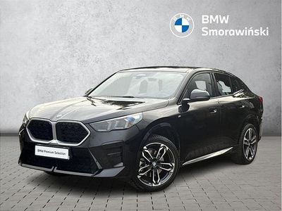 Czarny szafir metalizowany Używany 2024 BMW X2 Luxury Line SUV | 174 800 zł (Uczciwa cena)