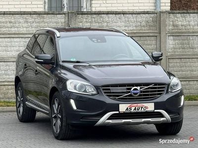 Grafitowy Używany 2016 Volvo XC60 Summum SUV | 69 900 zł (Uczciwa cena)