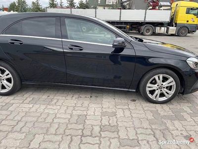 Używany Mercedes A180 AMG line 2017