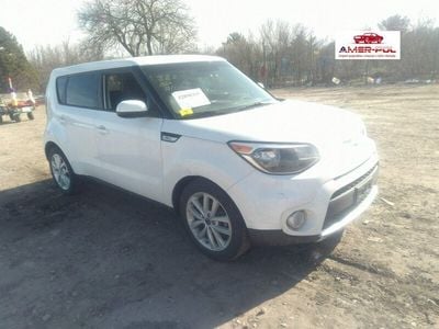 Biały Używany 2018 Kia Soul SUV | 60 000 zł