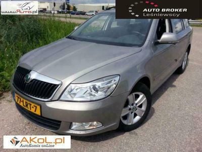 Używany Skoda Octavia 105 KM (77 kW) 2010 Brązowy Sedan/Limuzyna