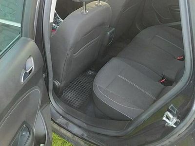 Czarny Używany 2013 Opel Astra Kombi | 22 900 zł (Dość drogi)